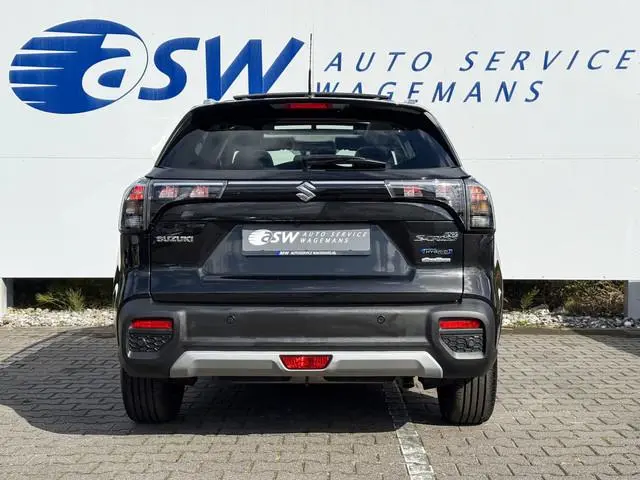 Suzuki S-Cross