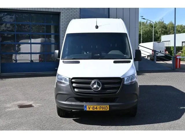 Mercedes-Benz eSprinter 314 L2H2 Pro 81kWh Snellader, Geveerde stoel, Winterpakket, Etc.