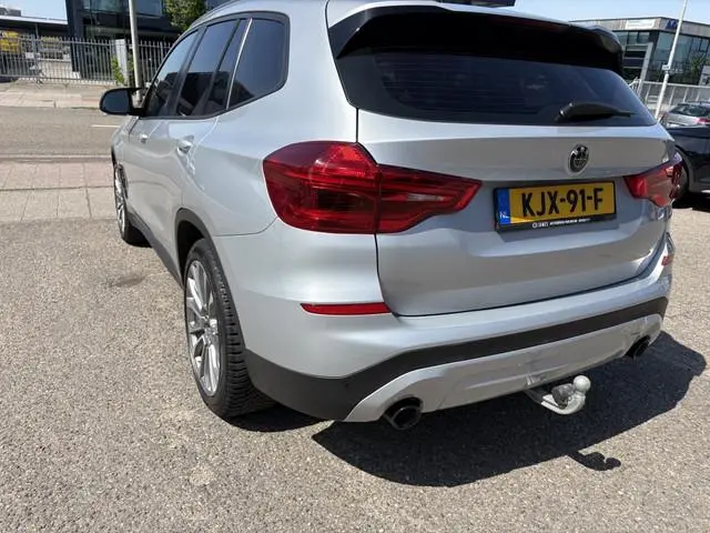 Bmw X3 xDrive30i High Executive | M-PAKKET | TREKHAAK 2400kg | STOELVER