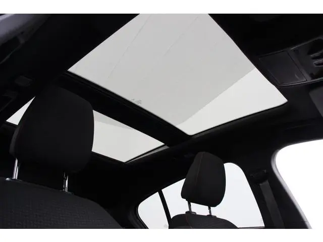 Ford Focus 1.0 ST Line X 125 Pk Automaat  Panoramadak Navigatie Camera Lane/Side Assist Adaptive Cru...