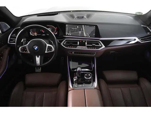 BMW X5 M50i *Panoramadak*Luchtvering*FULL-OPTIONS*