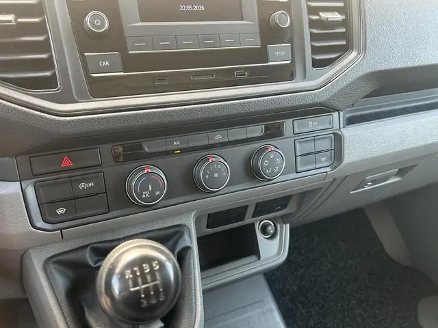 Volkswagen Crafter 35 2.0 TDI 140 pk L4 Comfortline | 3-zits | Cruise Control | Verwarmbare voorruit...