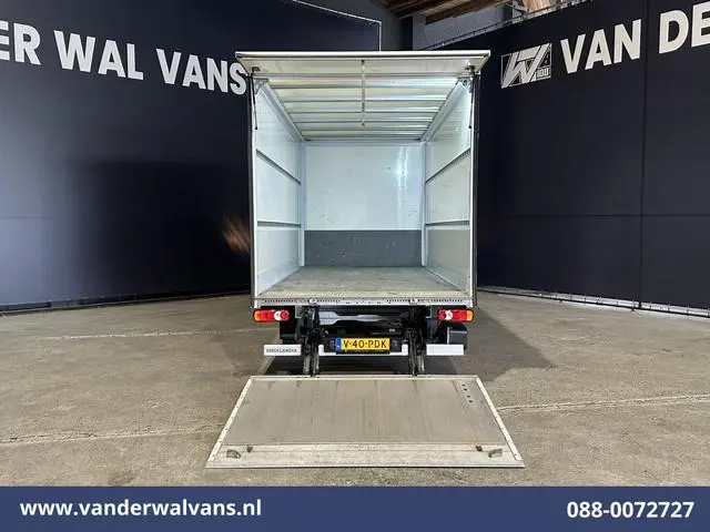 Peugeot Boxer 2.2 BlueHDi 141pk Bakwagen 436cm Lang Laadklep Euro6 Airco | Cruisecontrol | 955kg laa...