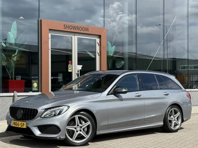 Mercedes-Benz C-klasse Estate 180 AMG | Trekhaak | Leder | Camera