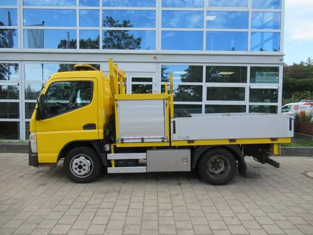 Mitsubishi Canter