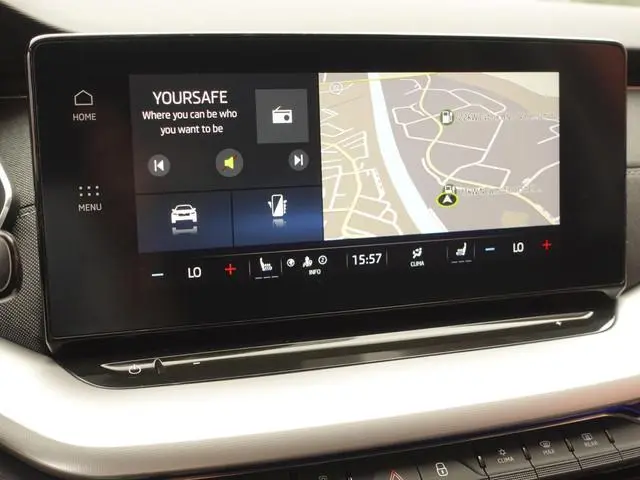 Skoda Octavia Combi 1.0 TSI 110pk Business Edition Plus Navigatie Apple Carplay/Android Auto Camera...