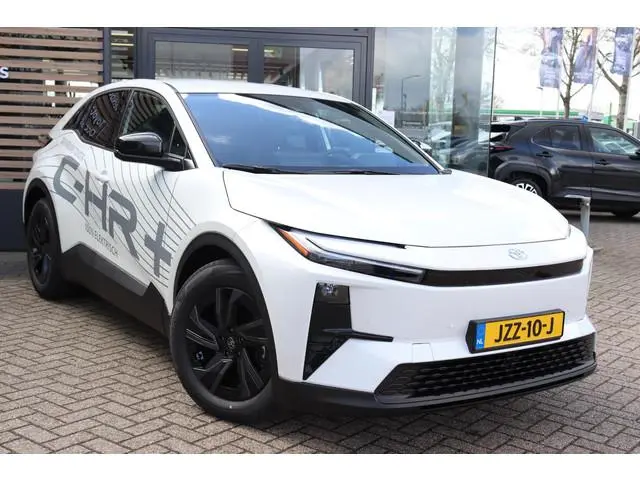 Toyota C-HR+