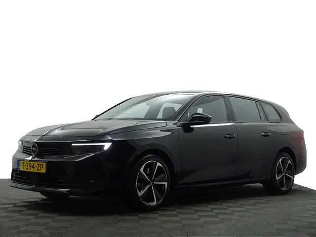 Opel Astra Sports Tourer 1.6 Turbo Hybrid Aut- Carplay, Android Auto, Privacy Glass, Dynamic Select,...