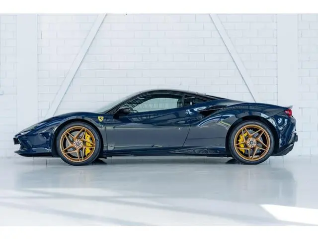 Ferrari F8 Tributo