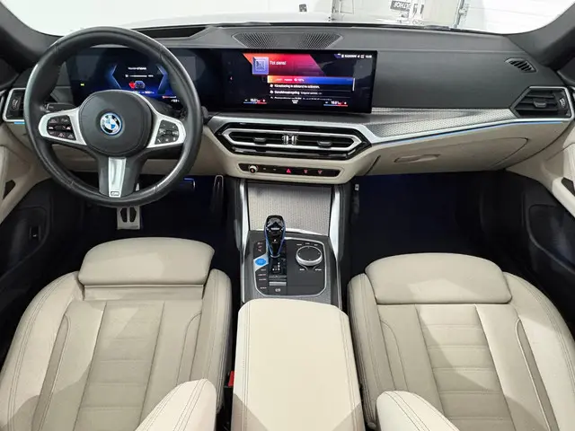 BMW i4 eDrive40 High Executive 84 kWh M Sport | SCHUIF-KANTEL | VEEL LUXE |