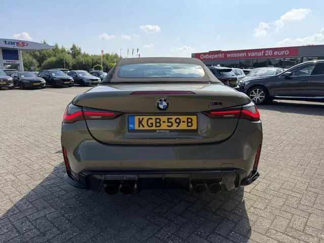 BMW M4