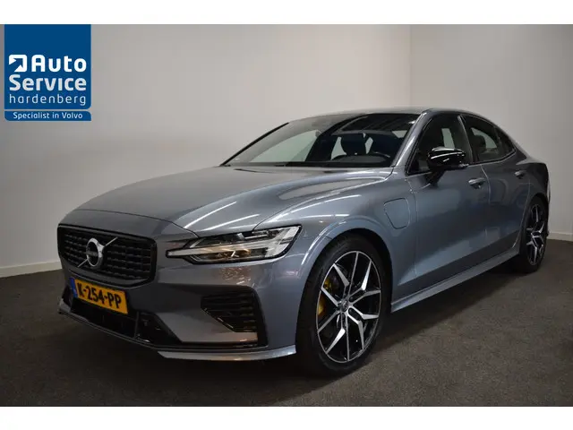 Volvo S60 2.0 Recharge T6 AWD R-Design PHEV Adapt. Cruise/ Massage stoelen/ 20" Polestar velgen