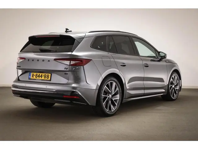 Skoda Enyaq iV 60 Sportline | PANORAMADAK | SOH 93% | STUURVERWARMING | DAB | SMARTLINK | CAMERA