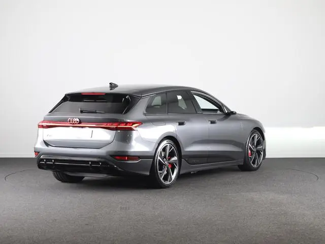 Audi S6 Avant e-tron