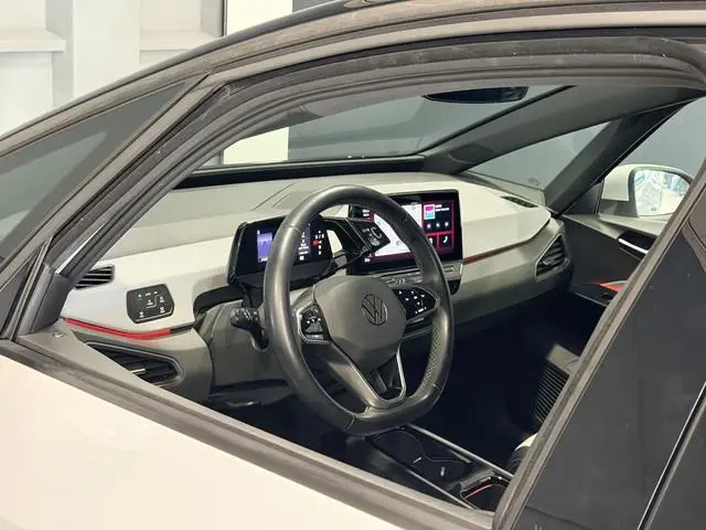Volkswagen ID.3 Pro Edition 58 kWh | Lichtmetalen velgen | SOH 92,84% | Hoge instap |