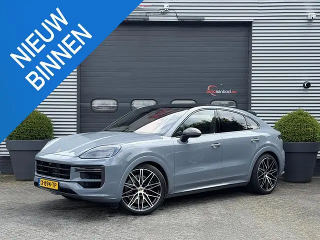 Porsche Cayenne Coupé 4.0 Turbo E-Hybrid Sport Chrono | 360* Camera | Achteras Besturing | Burmester...
