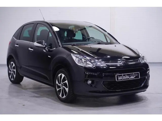 Citroen C3 1.2 PureTech Exclusive Automaat Private glas Trekhaak Cruise controle Chrome-pakket Clima...