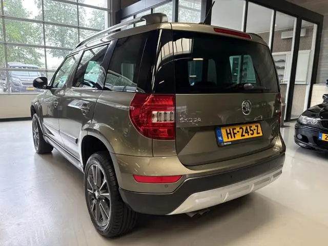 ŠKODA Yeti Outdoor 1.4 TSI Greentech Edition Navi, Cruise, Stoelverwarming, camera