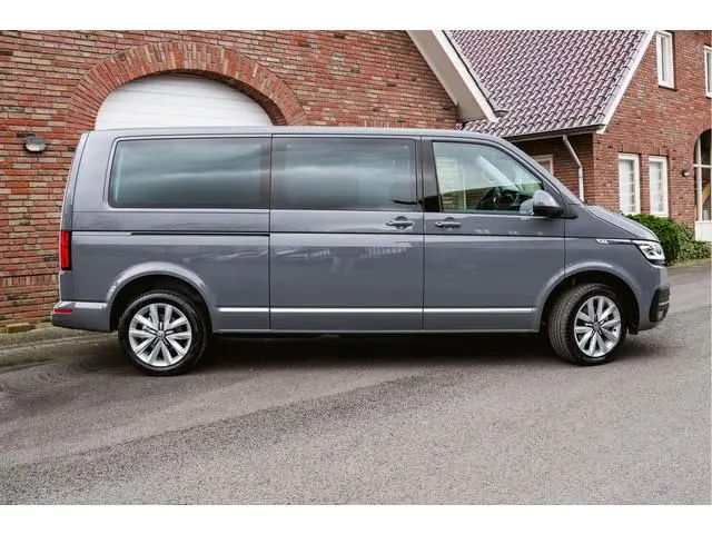 Volkswagen Transporter T6.1 CARAVELLE 2.0 TDI 150 PK DSG L2H1 DUB/CAB A-Klep ACC | LED | Digital Coc...