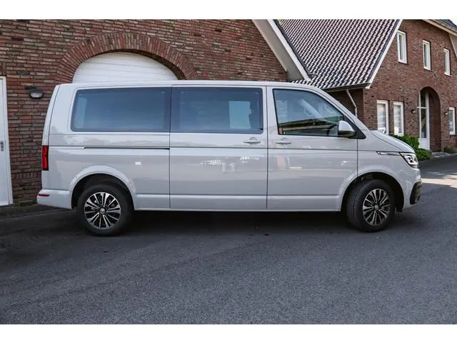 Volkswagen Transporter 150PK DSG CARAVELLE DUB/CAB LED NAVI Caravelle T6.1 150 PK DSG DUB/CAB