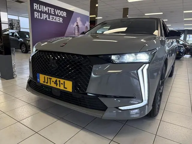 DS DS 4
