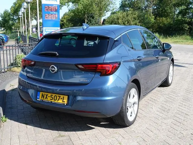 Opel Astra 1.4 Innovation 150PK H-LEER | KEYLESS | SP. STOELEN | CARPLAY