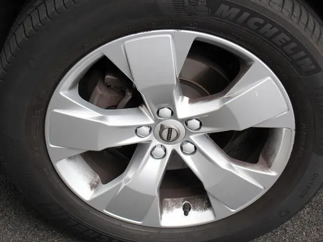 Volvo XC40 2.0 T3 Momentum Navigatie Climate control Cruise control Parkeersensor achter LED Navigat...