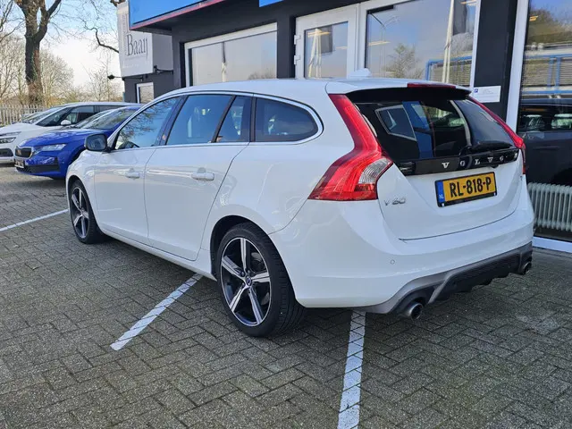 Volvo V60