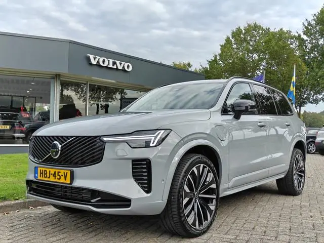 Volvo XC90 T8 455PK Plug-in hybrid AWD Ultra Dark | BLIS | 360 Camera | H&K | Luchtvering | Trekhaak...
