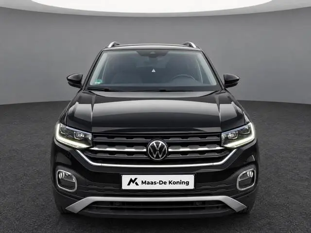 Volkswagen T-Cross 1.0 TSI 110pk DSG Style · Trekhaak · Camera · Apple/Android Car Play · P-Sensoren...