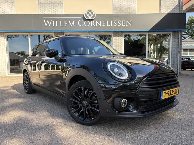 MINI Clubman 1.5 Cooper Classic Pano Leder Elc Stoelen Camera C