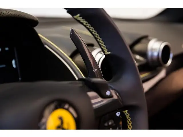 Ferrari 812 GTS
