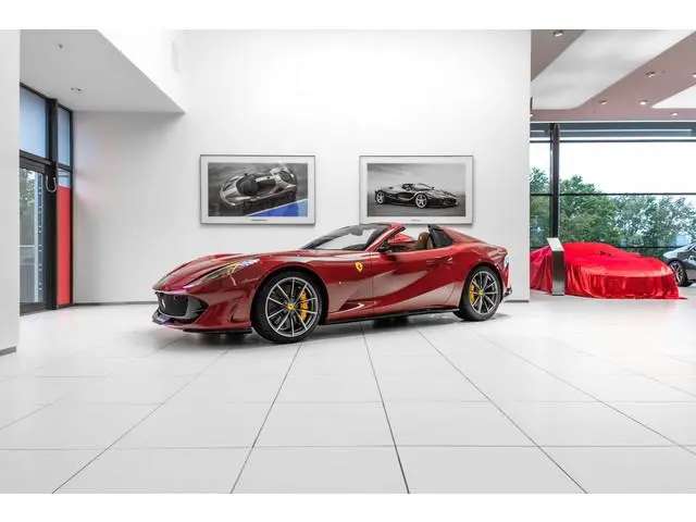 Ferrari 812 GTS
