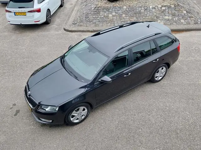 ŠKODA Octavia Combi 1.6 TDI Greenline Businessline CRUISE ECC TREKHAAK NAVI