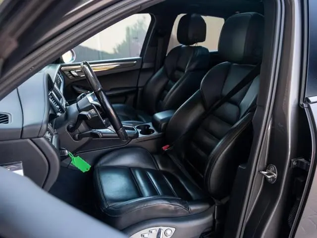 Porsche Macan 3.0 S 400pk AWD | Luchtvering | Volleder | Carbon pack in-exterieur | Bose Surround |...