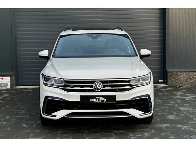 Volkswagen Tiguan 1.4 TSI eHybrid R-Line 245pk PANO TREKHAAK 20" IQ LIGHT KEYLESS