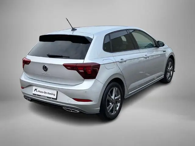 Volkswagen Polo 1.0 TSI 95pk R-Line · Navigatie · Apple/Android Car Play · Camera + Parkeersensoren...