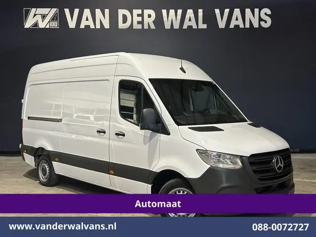 Mercedes-Benz Sprinter 317 CDI 170pk 9G-Tronic Automaat 3500kg Trekhaak L2H2 Euro6 Airco | Navigatie...