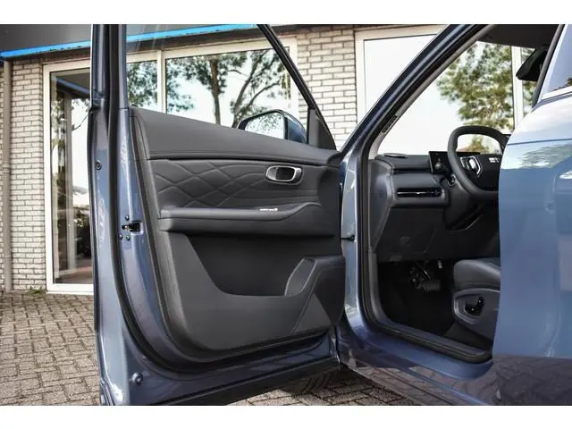 Geely Starray EM-i