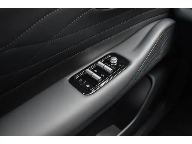 Geely Starray EM-i