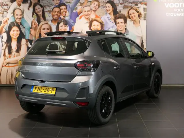 Dacia Sandero Stepway 1.0 TCe 110 limited edition *NIEUW!* - Dodehoek - Apple carplay/ Android auto...