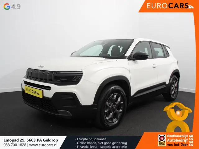 Jeep Avenger Longitude 54 kWh Automaat Navigatie Apple Carplay/Android Auto Parkeersensoren Cruise C...
