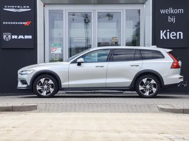 Volvo V60 Cross Country 2.0 T5 AWD Pro | Pano | Harman Kardon | Polestar Engineered