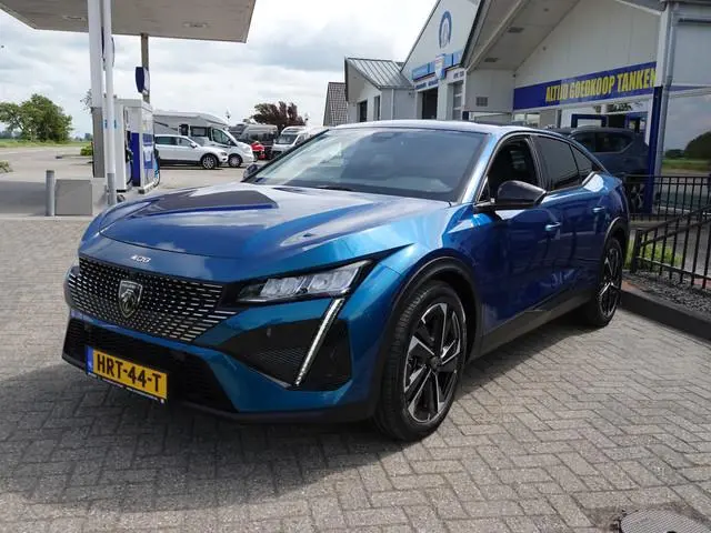 Peugeot 408
