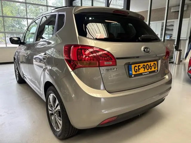 Kia Venga 1.4 CVVT ExecutiveLine Camera, Navi, Schuif / kanteldak, 1ste eigenaar nederlands