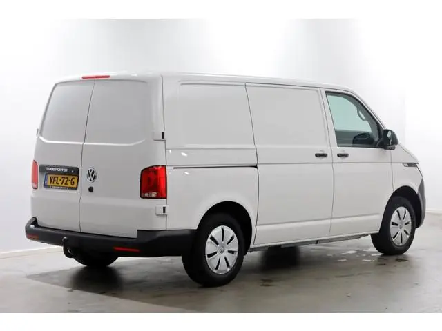 Volkswagen Transporter T6.1 2.0 TDI 110pk L1H1 Comfortline Airco/Navi/Camera/Inrichting 04-2020