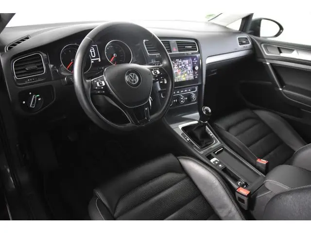 Volkswagen Golf Variant Highline *Leer*Camera*Carplay*Navi*