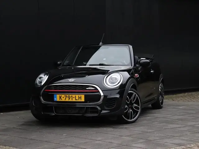 Mini Mini Cabrio 2.0 John Cooper Works Chili | LEDER | H&K | PDC | CRUISE | NAVI | STOELVERW. |