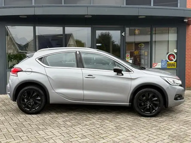 DS DS 4