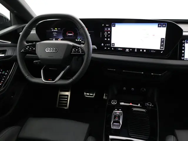 Audi A6 Avant e-tron S EDITION PERFORMANCE 100 kWh + PANORAMA | 21 INCH | LUCHTVERING | BIJRIJDER DI...